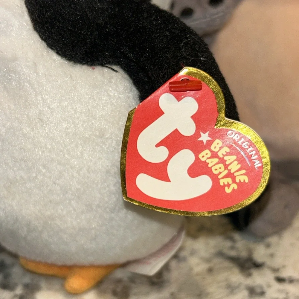TY SKIPPER the PENGUIN &‎ Georgia Hippo BEANIE BABY - MADAGASCAR P1